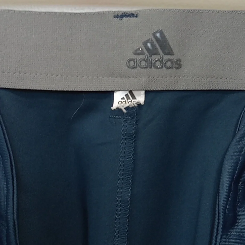 adidas shipping showing